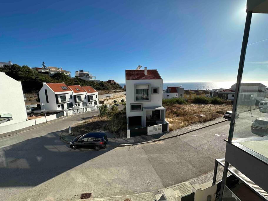 Beach, Ocean View & Bright House Ерісейра Екстер'єр фото
